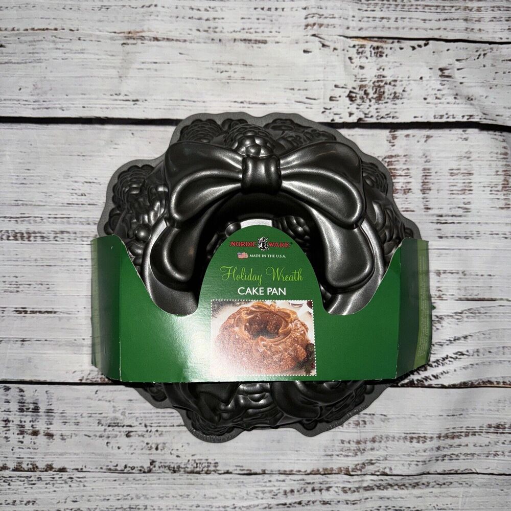 NORDIC WARE Holiday Wreath Pan Bundt 9 Cups Non Stick‎ + 6 Cup Bundt. New